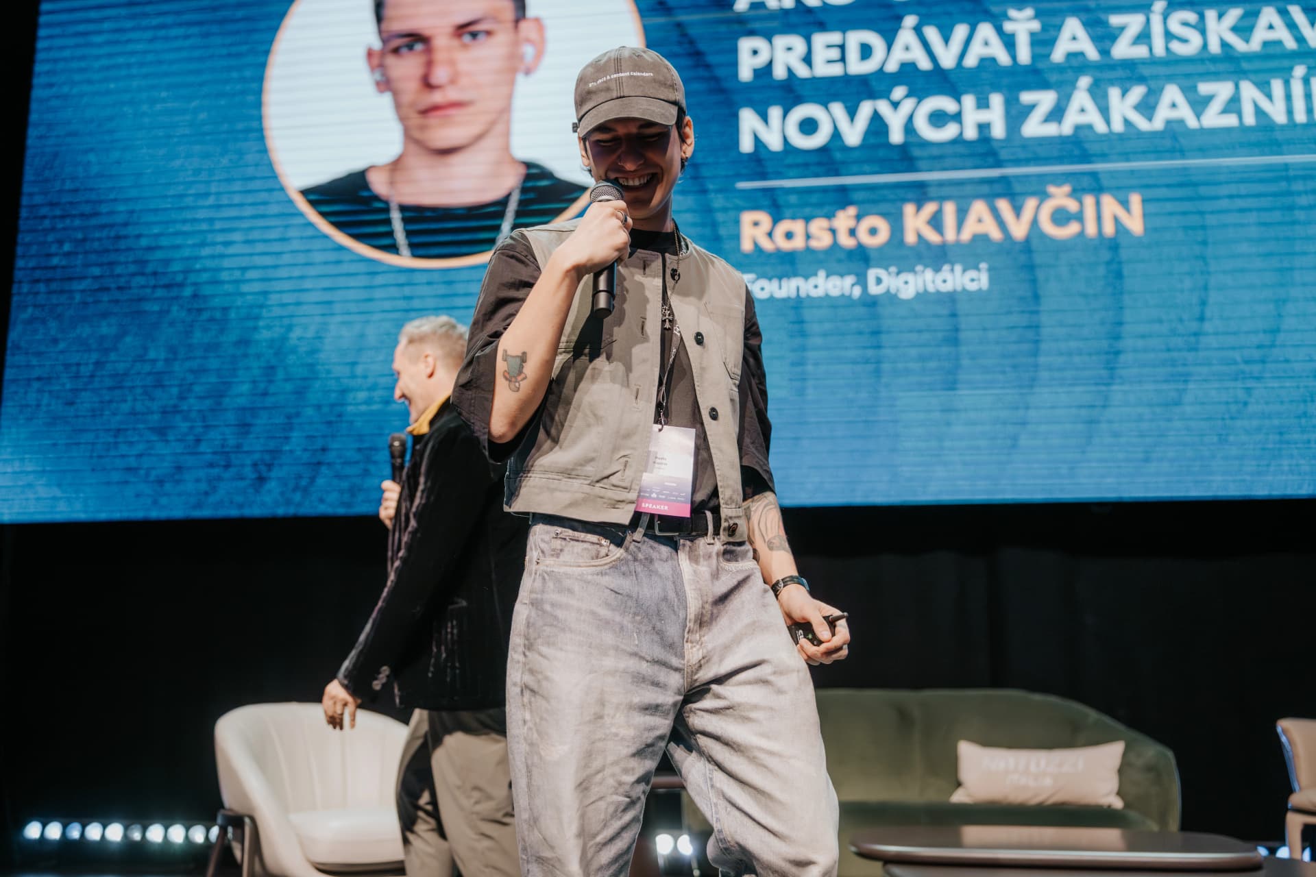 Rasťo Kiavčin na konzultácii